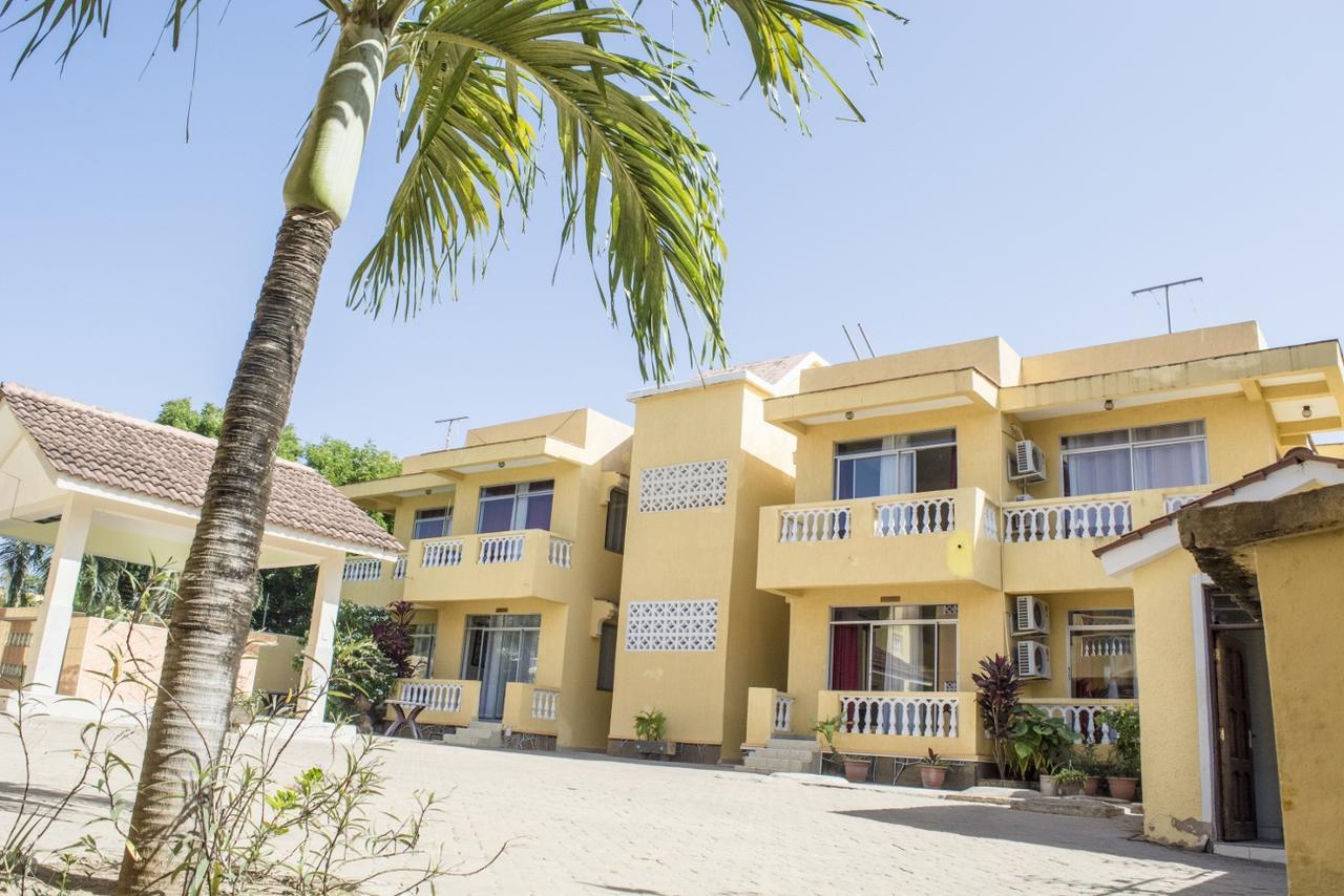Pawenzi Serviced Apartments Момбаса Экстерьер фото