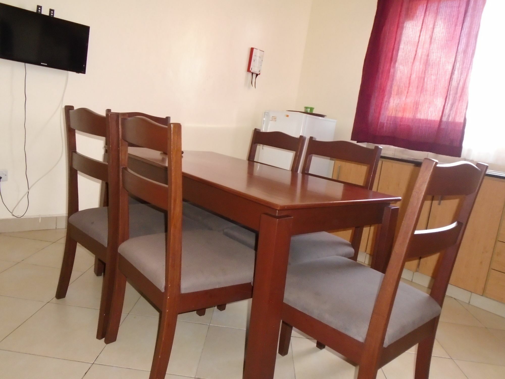 Pawenzi Serviced Apartments Момбаса Экстерьер фото